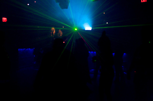MAKE SURE YOU 'LIKE' ----> https://www.facebook.com/#!/OnesInTheAir