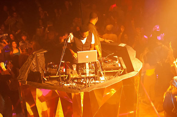 Q-Tip Offline - Irving Plaza