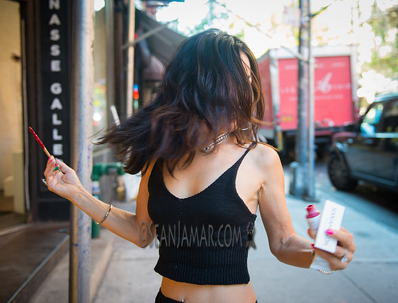 Gigi Paints - LIfestyle Shoot - Ward Nasse Gallery - SoHo NYC - 2016