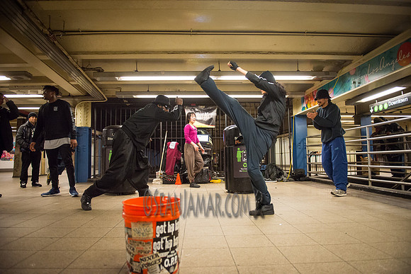 Float Masters - Union Square Subway Station - NYC - 2017