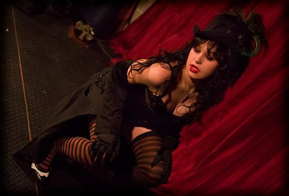 Draga de Sade - NY Pinup Club - December Burlesque