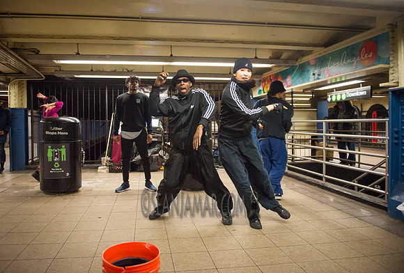 Float Masters - Union Square Subway Station - NYC - 2017