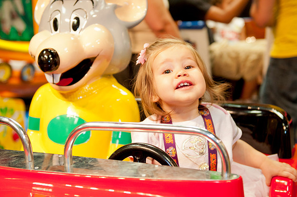 Nayla 1st BDay @Chuck E. Cheese