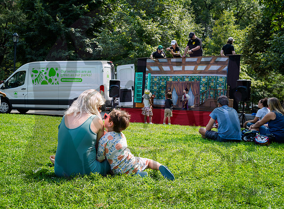 CPF Puppet Mobile - Cinderella Samba - Marcus Garvey Park - NYC