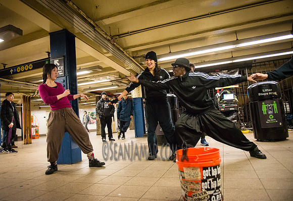 Float Masters - Union Square Subway Station - NYC - 2017