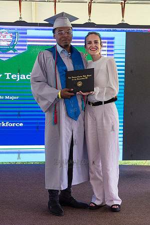 Humanitieis IV Graduation - Queens Botanical Garden - NYC - 2022
