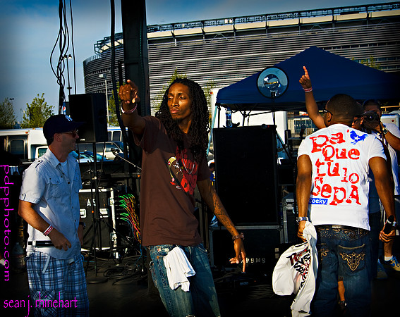 DJ Mad & Crew + DJ Frosty & Crew