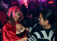MAKE SURE YOU 'LIKE' ----> https://www.facebook.com/#!/OnesInTheAir