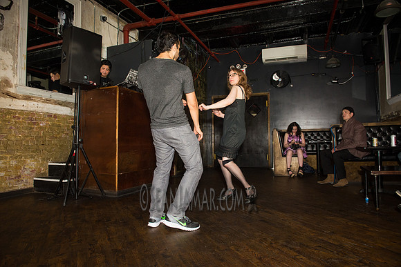 Oscillate Wildly - Jeromes - NYC - 2016