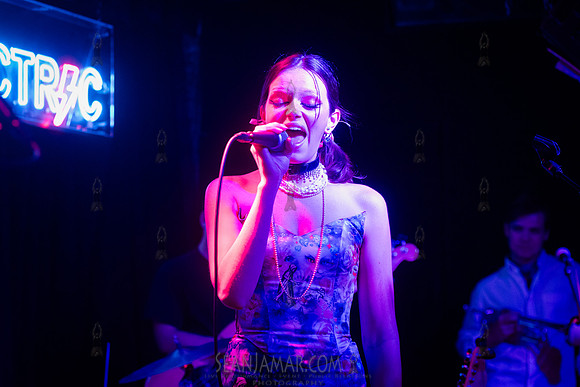 Elle Galvin - Mondo NYC - Bowery Electric - NYC - 2024