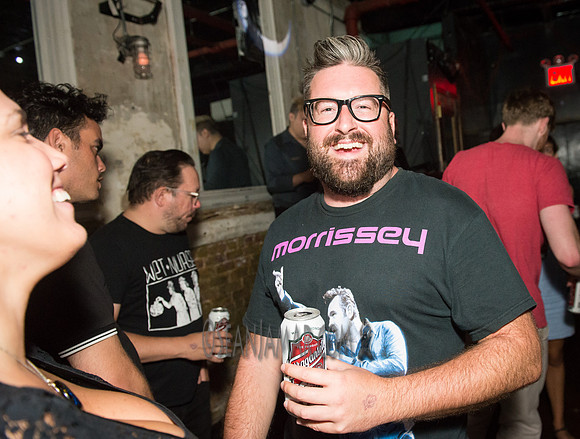Oscilate Wildly - Jeromes - NYC - 2016