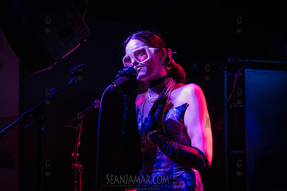 Elle Galvin - Mondo NYC - Bowery Electric - NYC - 2024
