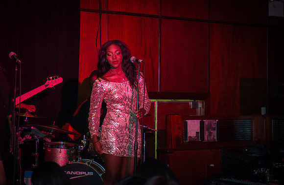 SADE Emoni - The Soul Factory Presents - BB Kings - NYC - 2014