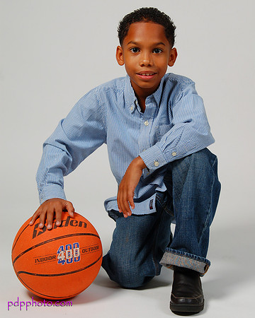 FAMILY PORTRAITURE FOR ALL OCCASIONS
