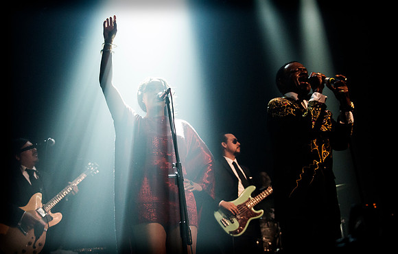 Adrian Younge & Venice Dawn f/ Ghostface Killah - Gramercy Theat