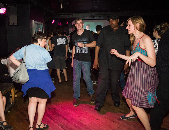 Oscillate Wildly - Le Poisson Rouge - NYC - 2015