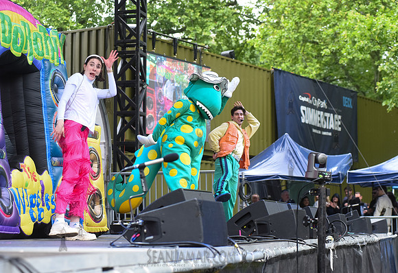 The Wiggles DJ Dorothy Sound System - NYC SummerStage - Aussie B