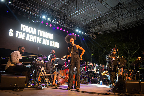 Igmar Thomas & The Revive Band f/ Esperanza Spalding - Rumsey Playfield - Central Park NYC - 2016