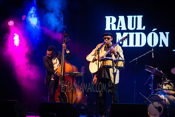 Raul Midon Trio - Highline Ballroom - NYC - 2017