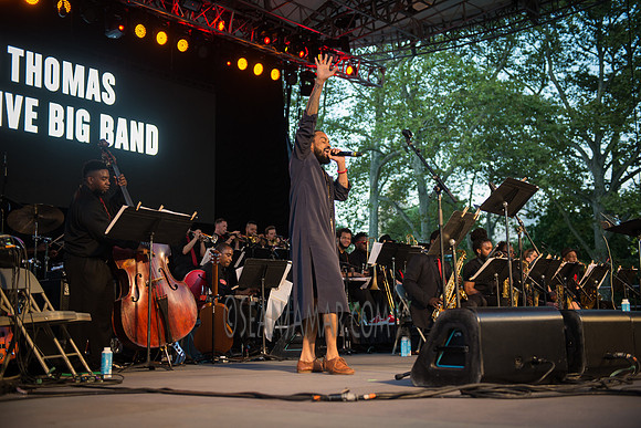 Igmar Thomas & The Revive Band f/ Bilal - Rumsey Playfield - Central Park NYC - 2016