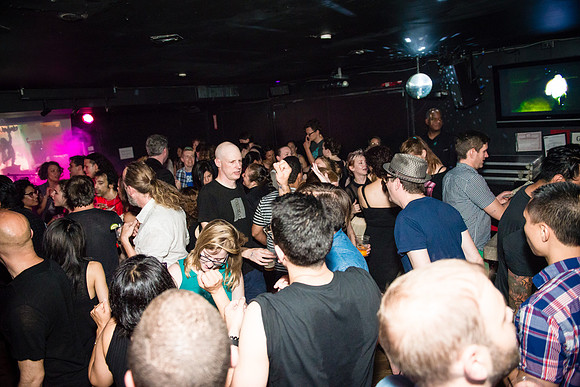 Oscillate Wildly - Le Poisson Rouge - NYC - 2015