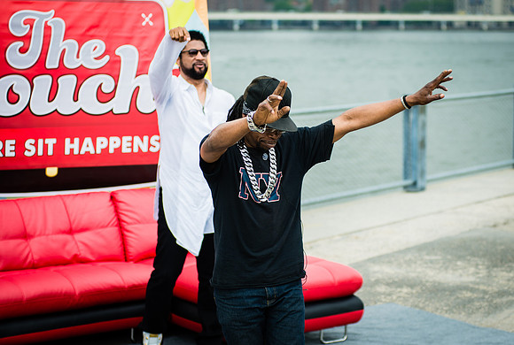 The Couch - Brooklyn Bridge Park Pier 1 - BK USA - 2015
