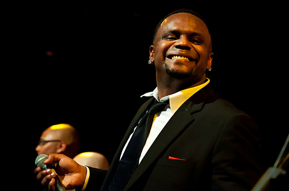 Carl Thomas