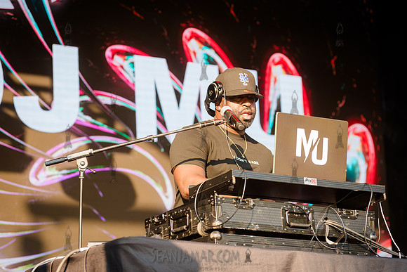 DJ MU - CPF SummerStage - Chuck Chillout 40th Radio Anniv - Crot