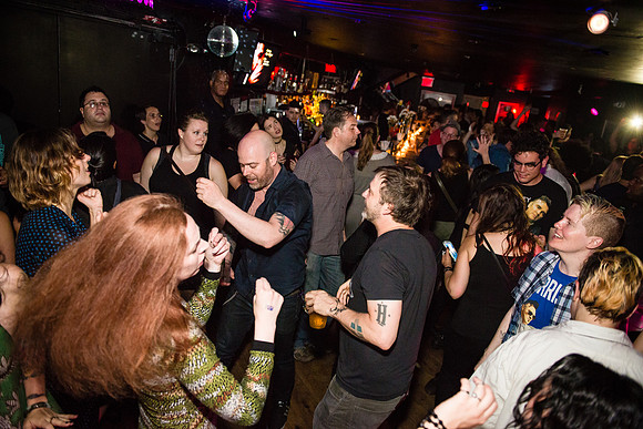 Oscillate Wildly - Le Poisson Rouge - NYC - 2015