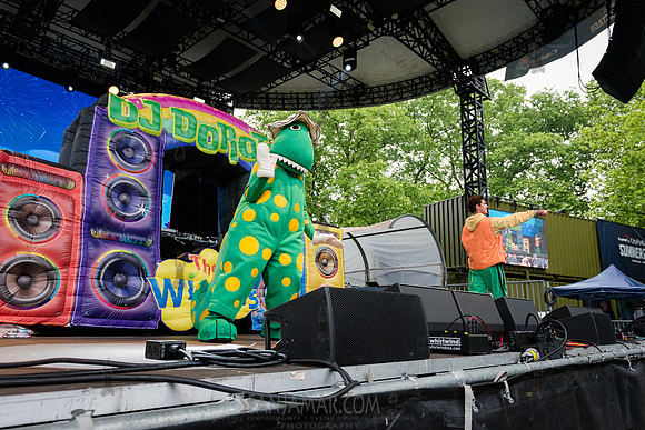 The Wiggles DJ Dorothy Sound System - NYC SummerStage - Aussie B