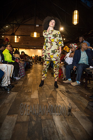 MIDGETgirafe - Ankara Bazaar - 26 Bridge St - BK USA - 2017