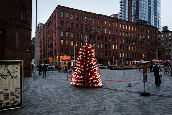 DID Christmas Tree Lighting - Dumbo Archway - NYC - 2024
