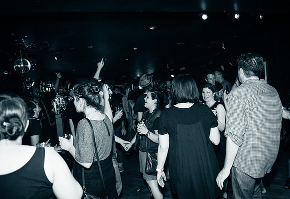 Oscillate Wildly - Le Poisson Rouge - NYC - 2015
