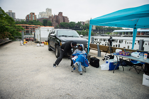 The Couch - Brooklyn Bridge Park Pier 1 - BK USA - 2015
