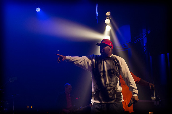Adrian Younge & Venice Dawn f/ Ghostface Killah - Gramercy Theat