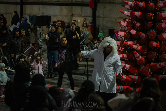DID Christmas Tree Lighting - Dumbo Archway - NYC - 2024