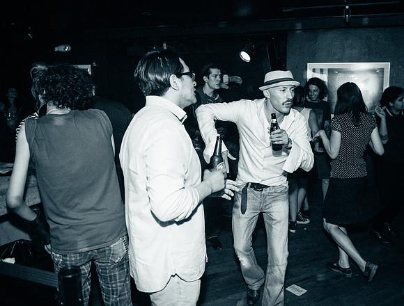 Oscillate Wildly - Le Poisson Rouge - NYC - 2015