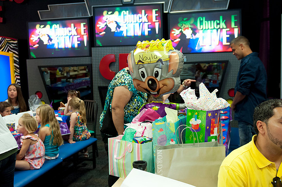 Nayla 1st BDay @Chuck E. Cheese