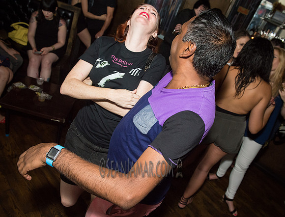Oscilate Wildly - Jeromes - NYC - 2016