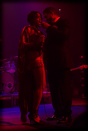Adrian Younge & Venice Dawn f/ Ghostface Killah - Gramercy Theat