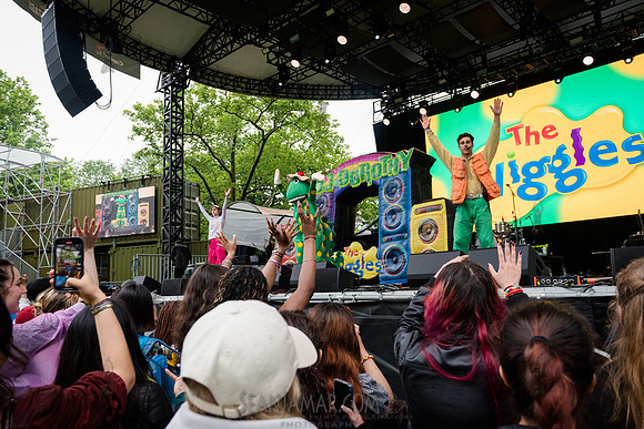 The Wiggles DJ Dorothy Sound System - NYC SummerStage - Aussie B