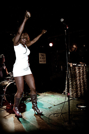 02-09-2011 Tiombe Lockhart @ Cubic Zirconia @ Mercury Lounge NYC