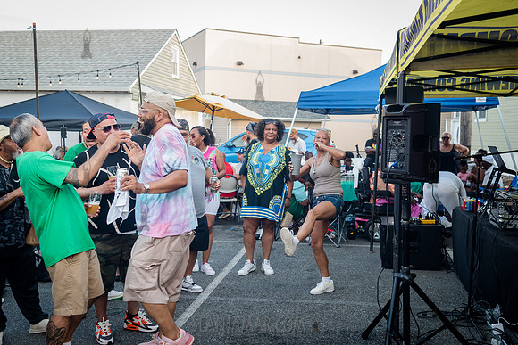 Vibes In The Garden - Hackensack Brewing Company - Hackensack NJ