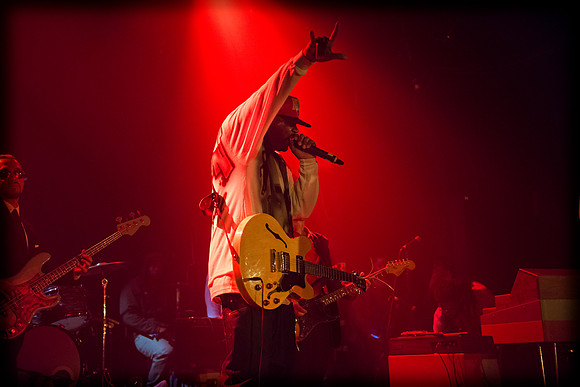 Adrian Younge & Venice Dawn f/ Ghostface Killah - Gramercy Theat