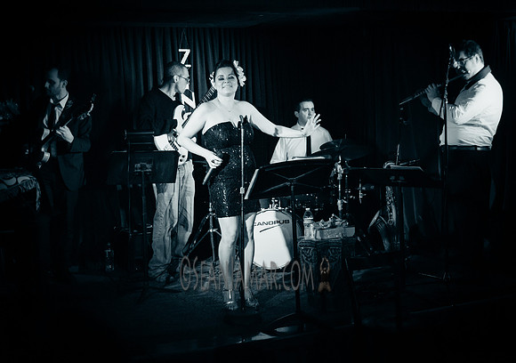 Monika Oliveira - Zinc Bar - NYC - 2016