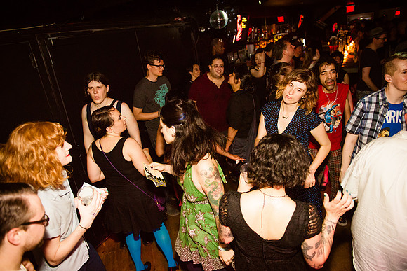 Oscillate Wildly - Le Poisson Rouge - NYC - 2015