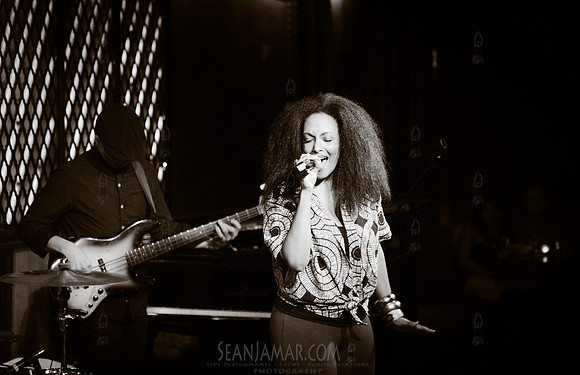 Wayna - Ginnys Supper Club - Harlem USA - 2015