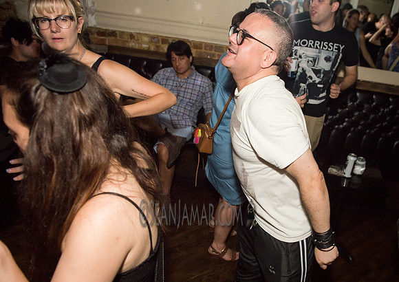 Oscilate Wildly - Jeromes - NYC - 2016