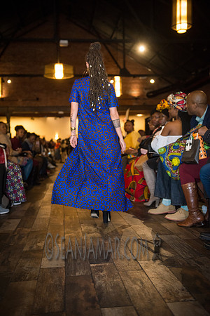 MIDGETgirafe - Ankara Bazaar - 26 Bridge St - BK USA - 2017