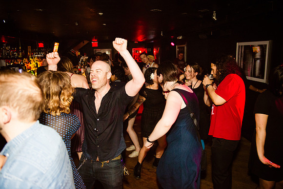 Oscillate Wildly - Le Poisson Rouge - NYC - 2015
